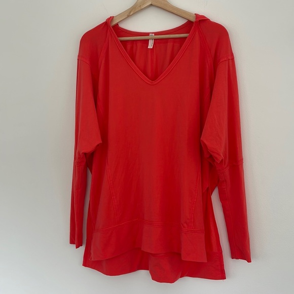 Free People Movement Soul Circle Hooded Long Sleeve Atomic Orange Small NWOT - Picture 3 of 13